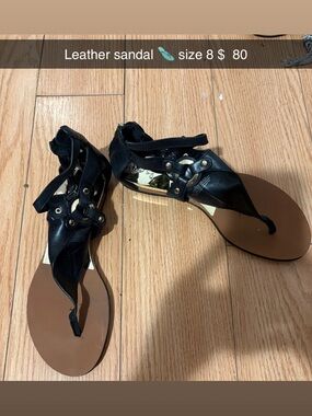 Vince c leather sandal 🩴 size 8